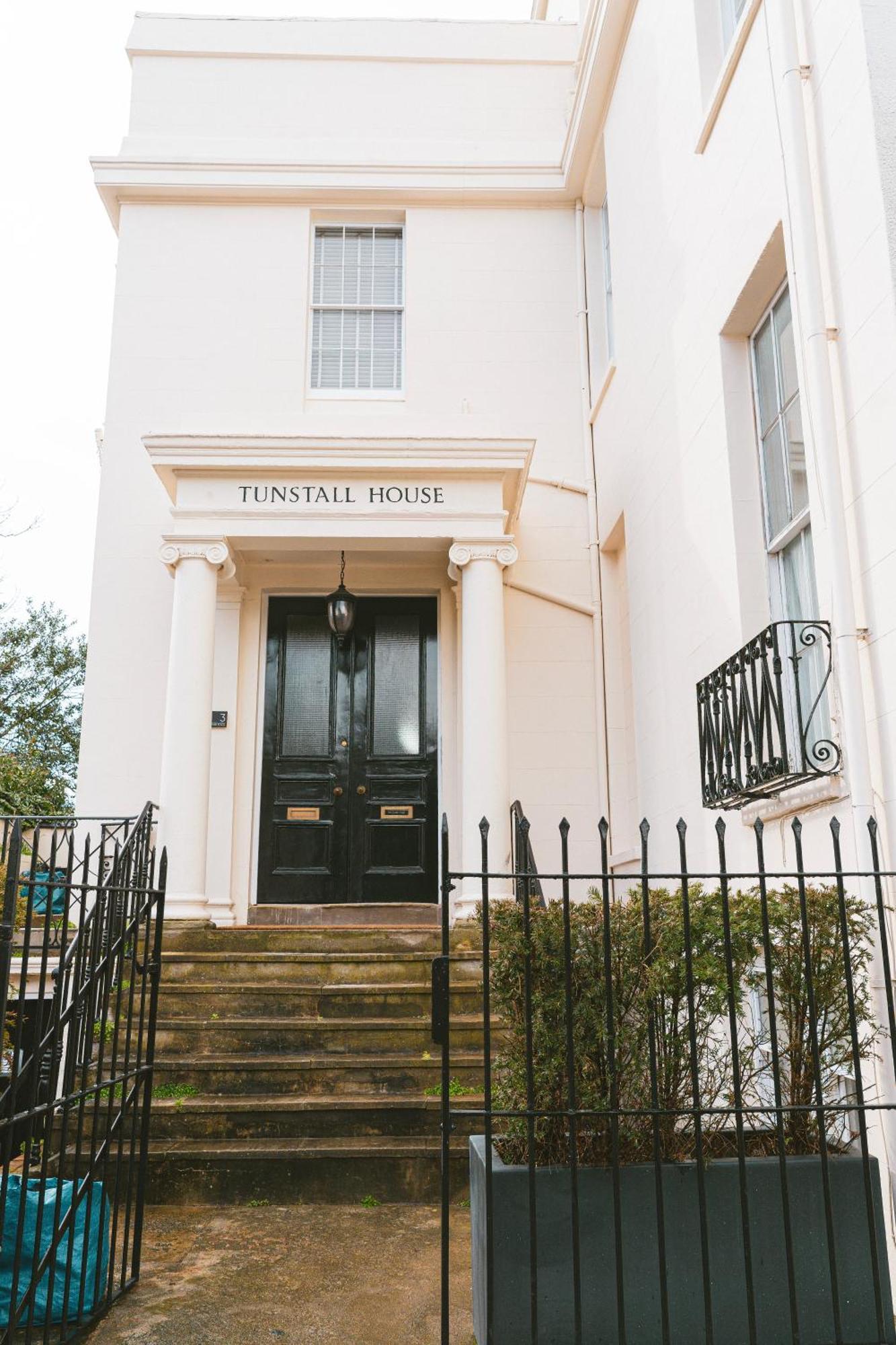 Tunstall House Cheltenham Esterno foto